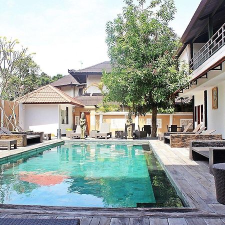 Mirah Hostel Legian Εξωτερικό φωτογραφία