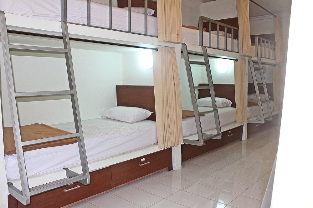 Mirah Hostel Legian Εξωτερικό φωτογραφία