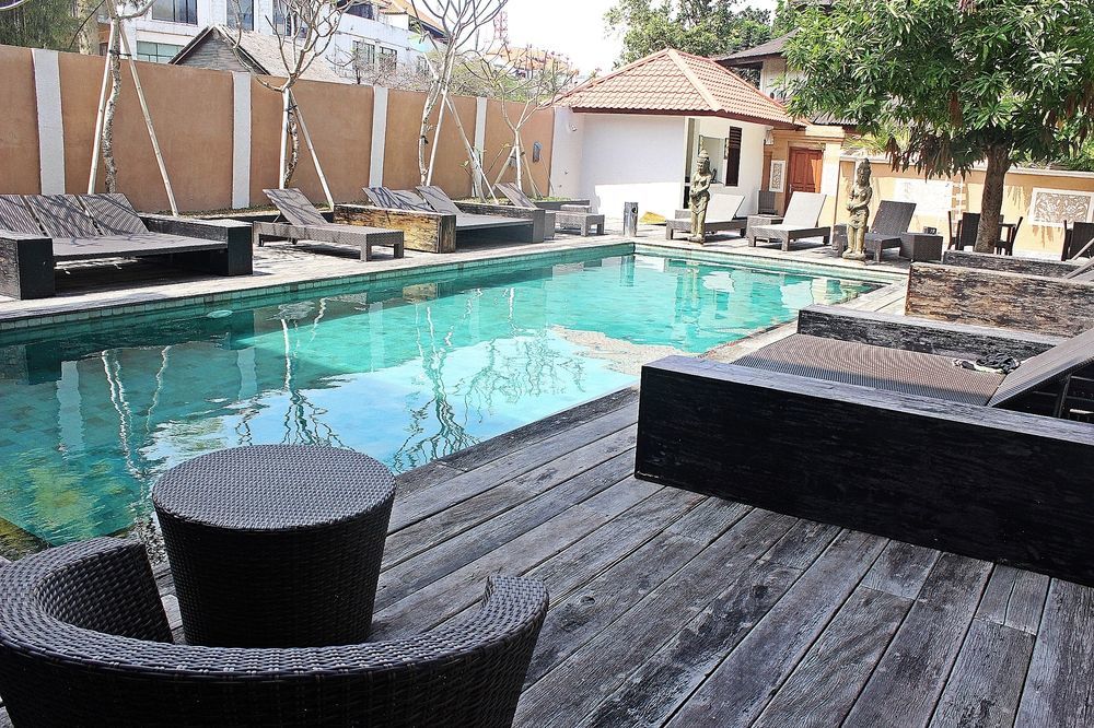 Mirah Hostel Legian Εξωτερικό φωτογραφία