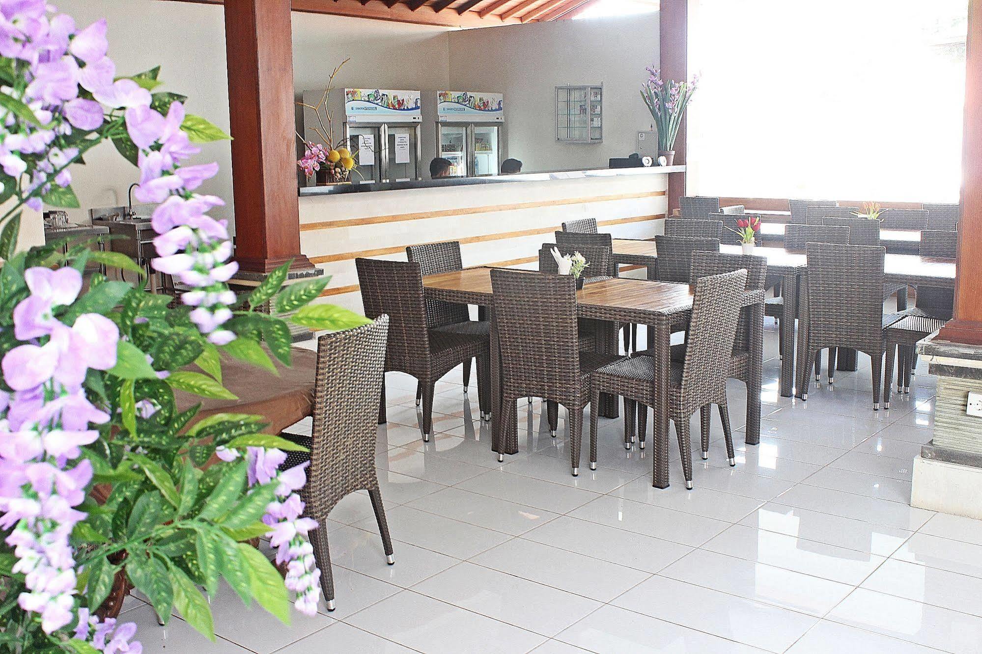 Mirah Hostel Legian Εξωτερικό φωτογραφία