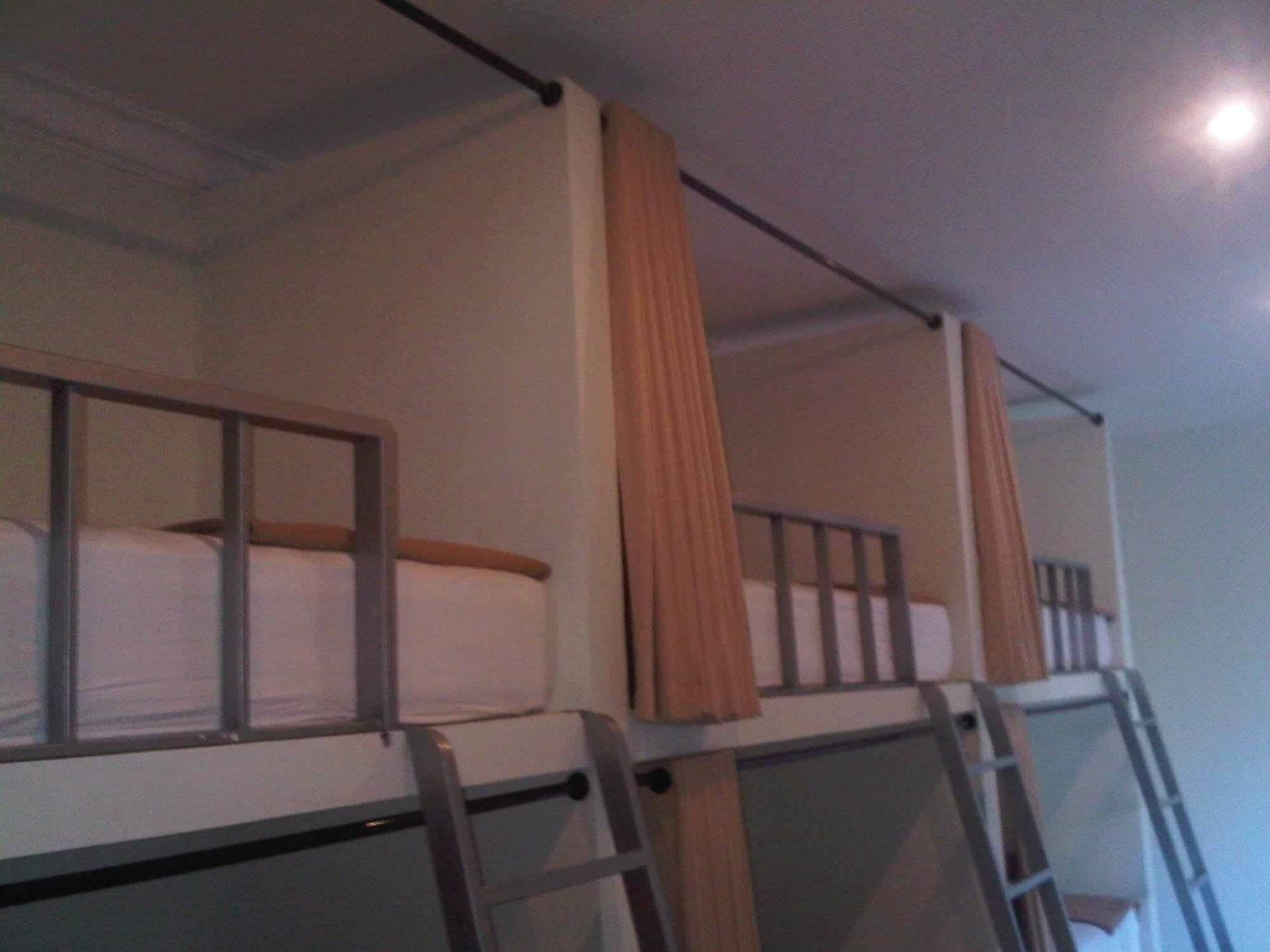 Mirah Hostel Legian Εξωτερικό φωτογραφία
